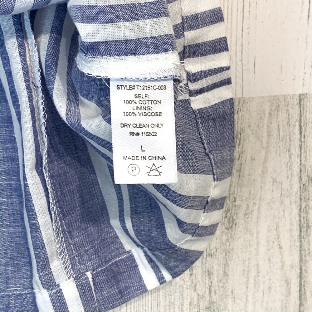Lush Blue/Wht Cold Shoulder Striped Top Size Lrg - Picture 8 of 8